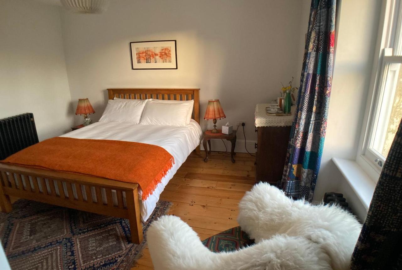 Frizenham Farmhouse Little Torrington Bagian luar foto
